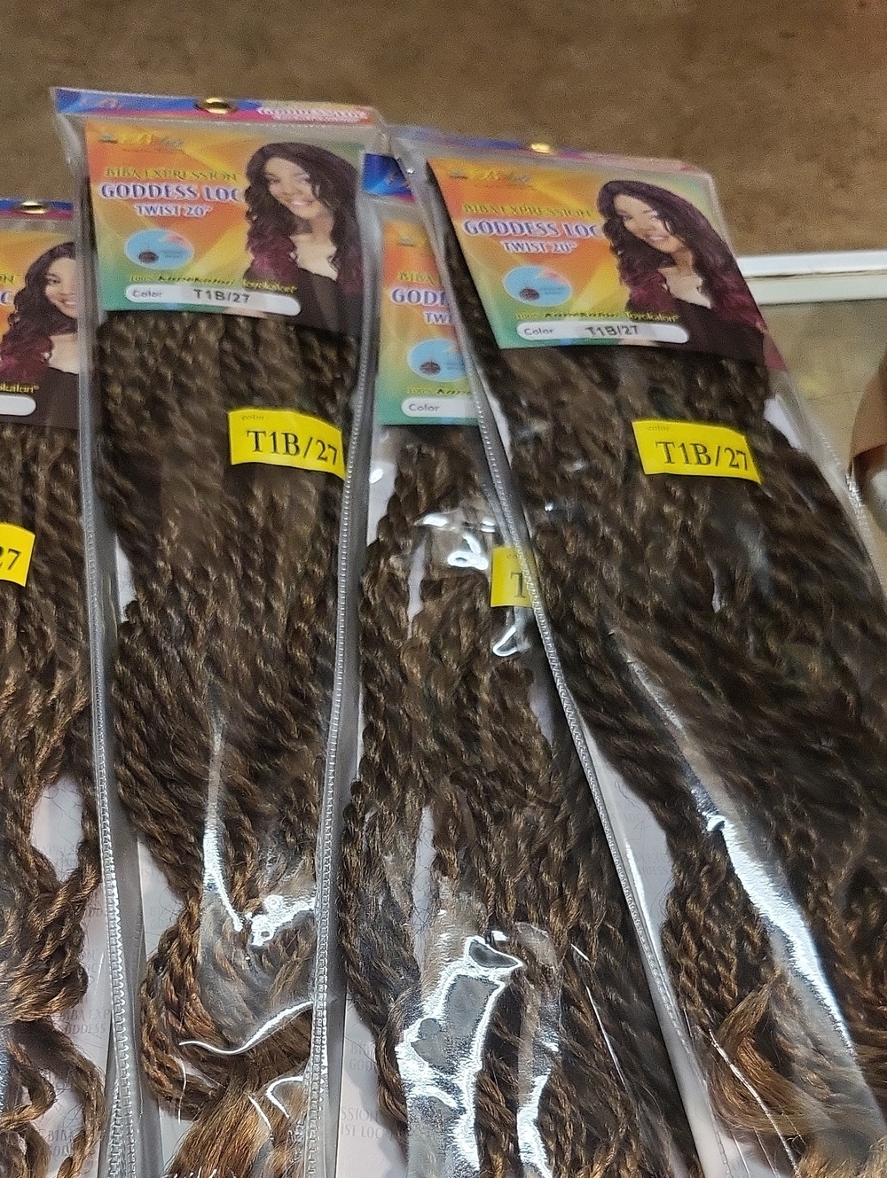 Goddess Twist Crochet Hair - T1B/27 Brown Blend 5pks With curly Tips